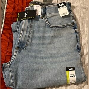 Men’s LEE Extreme Motion Jeans NWT 32x34 in Frosty Ash color.